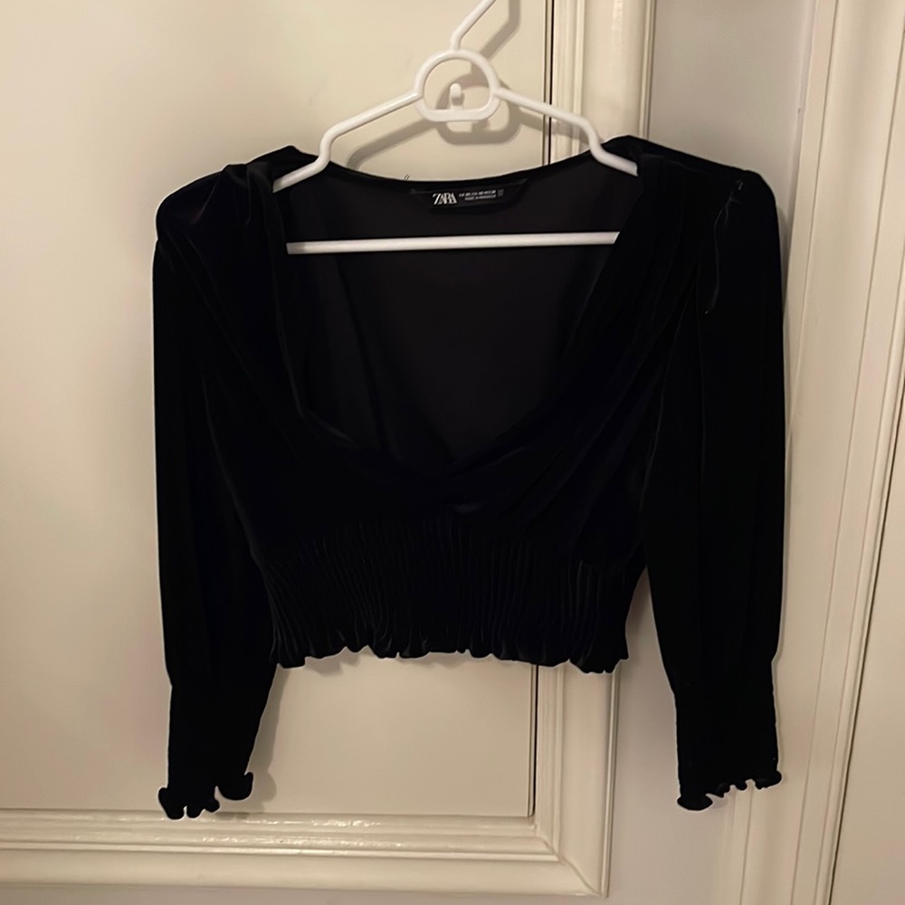 Zara black velvet top